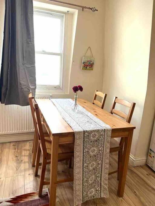 Cosy One Bedroom Flat In Central Лондон Экстерьер фото